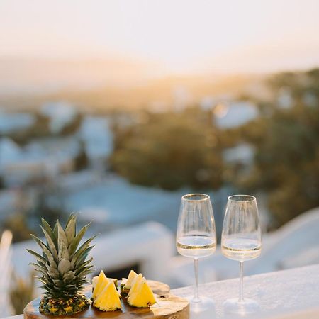Noir Cave Villa With Private Jacuzzi And Sunset Terrace Pýrgos Esterno foto