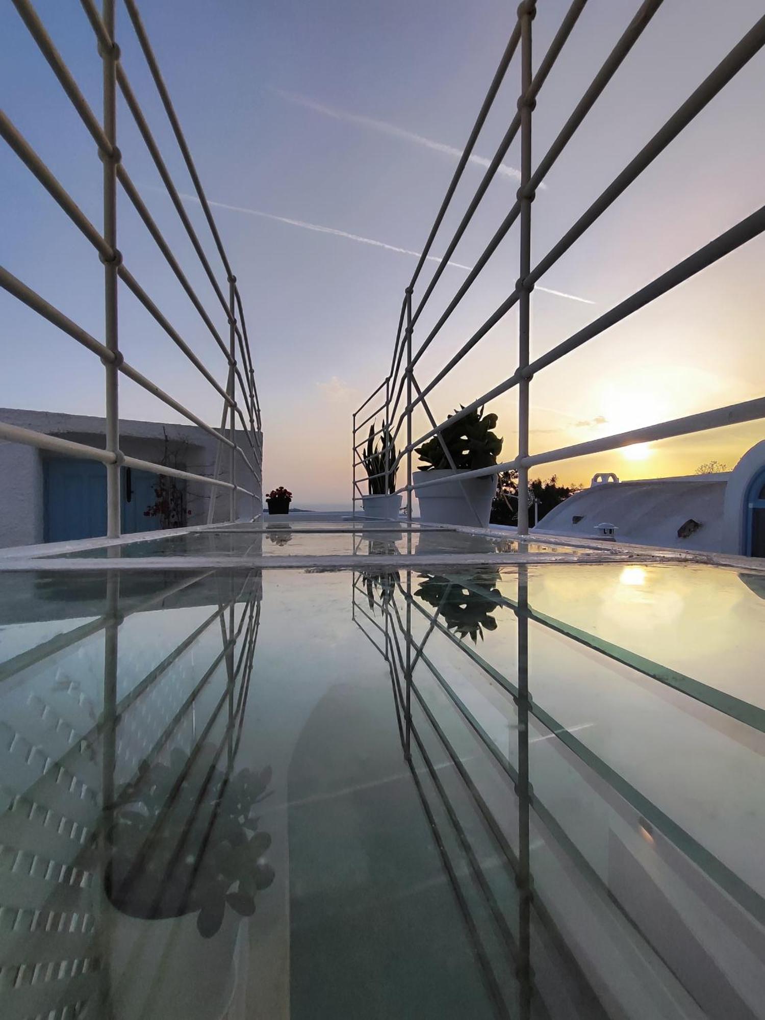 Noir Cave Villa With Private Jacuzzi And Sunset Terrace Pýrgos Esterno foto