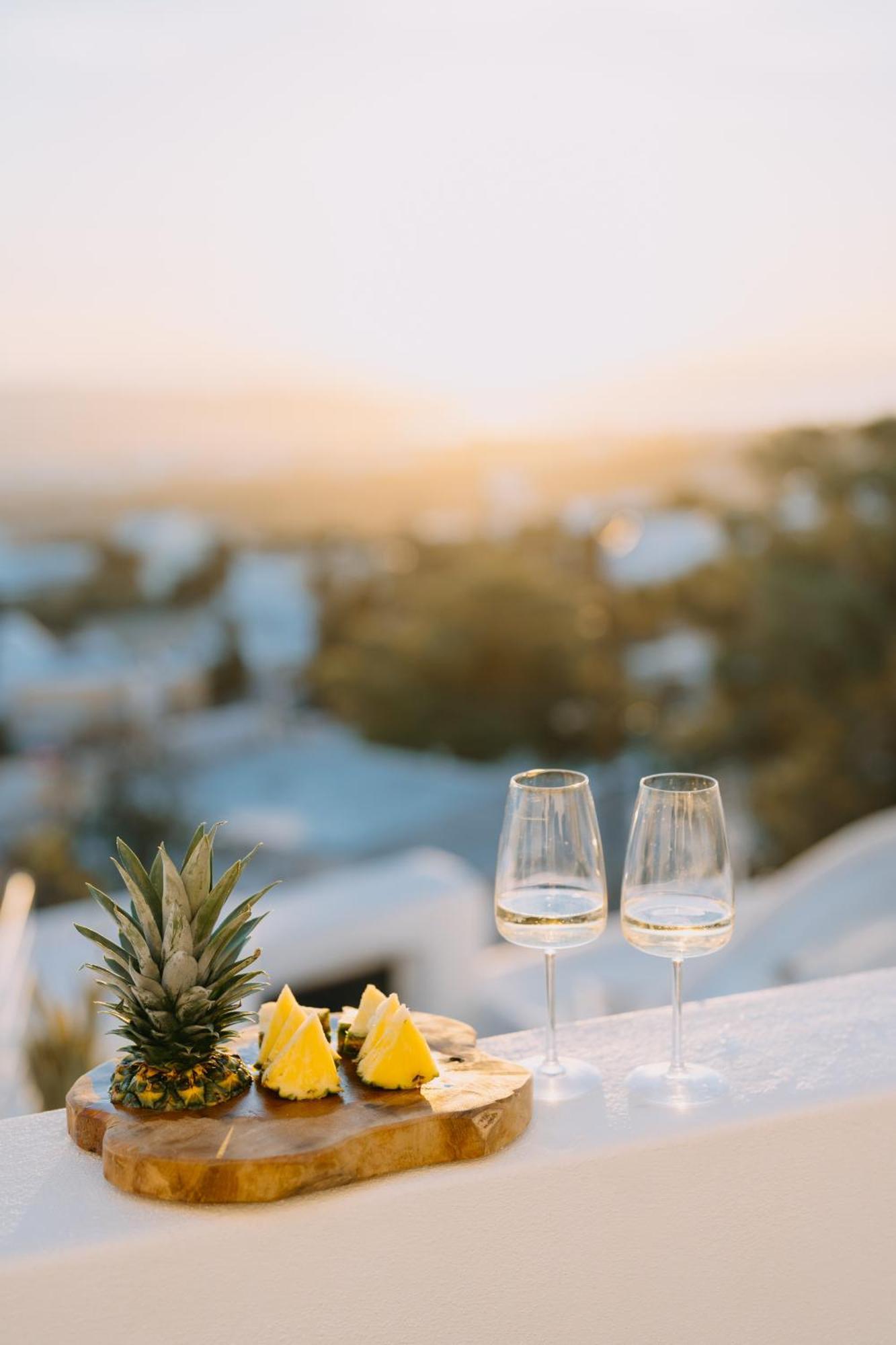 Noir Cave Villa With Private Jacuzzi And Sunset Terrace Pýrgos Esterno foto