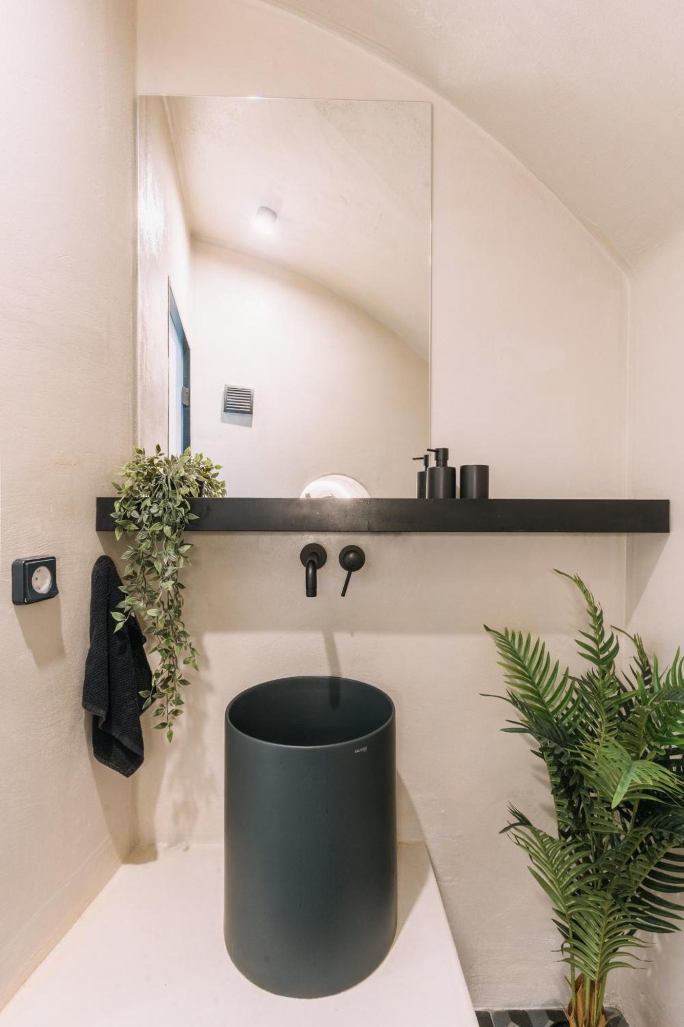 Noir Cave Villa With Private Jacuzzi And Sunset Terrace Pýrgos Esterno foto