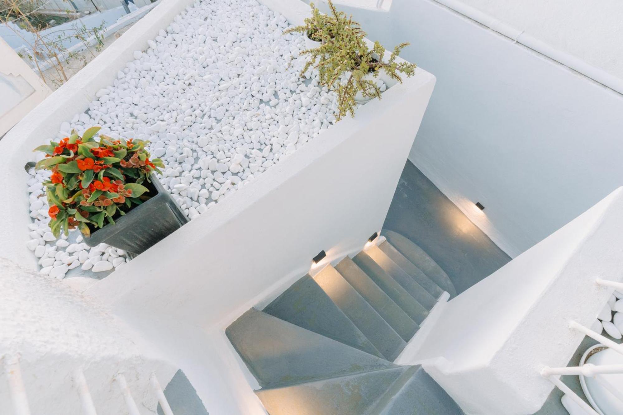 Noir Cave Villa With Private Jacuzzi And Sunset Terrace Pýrgos Esterno foto